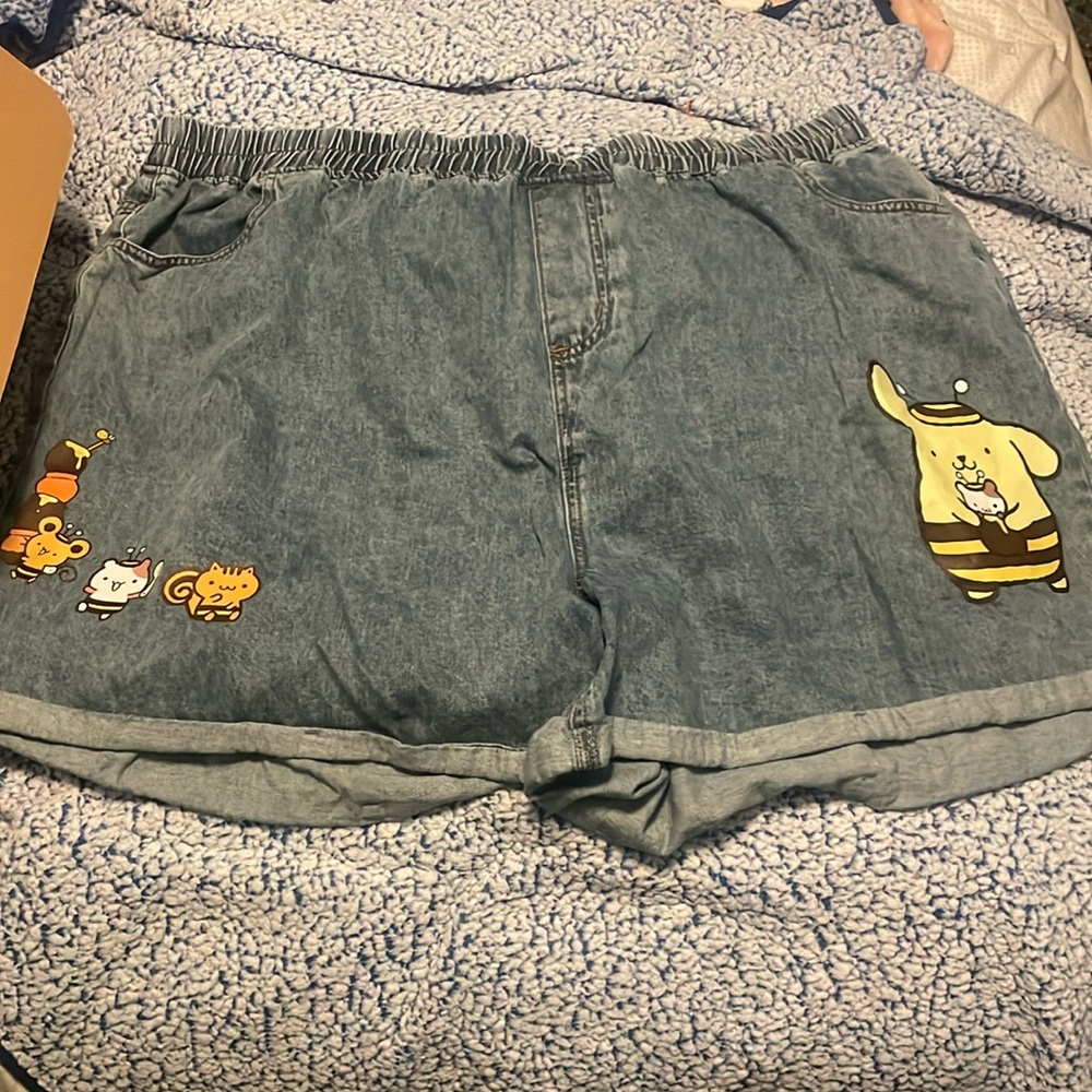 Pompompurin Sanrio Shorts - Sz 4